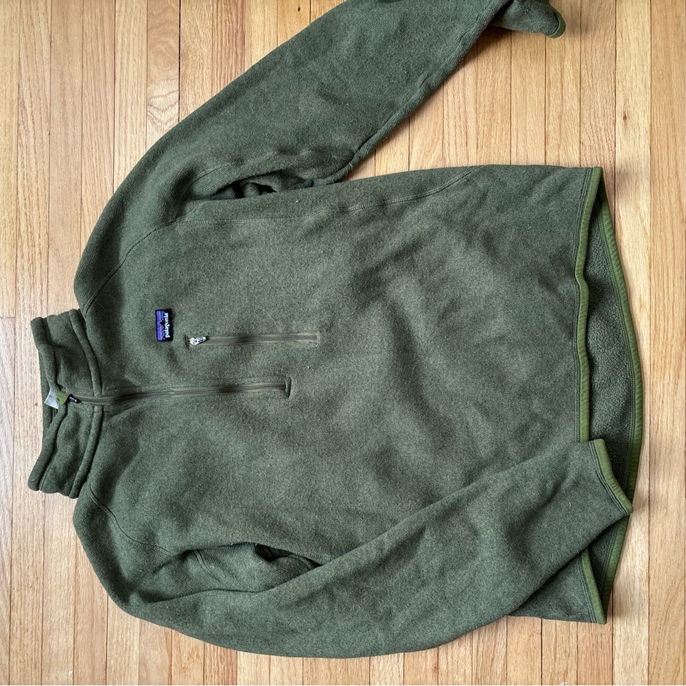 Patagonia Olive Green Half-Zip Fleece Pullover